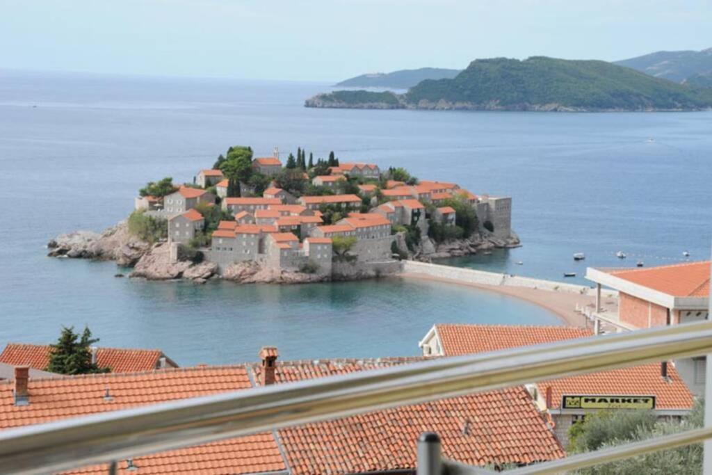 Bmv Room With East Island View Sveti Stefan Exterior photo